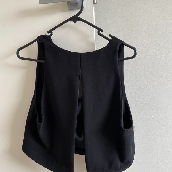 Zara Crop Top - Picture 2 of 2